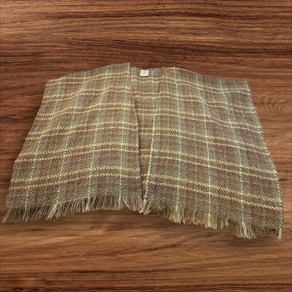 Plaid Fringe Women's Wool Poncho